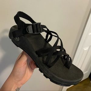 Black Chacos (X/Cloud X 2)
